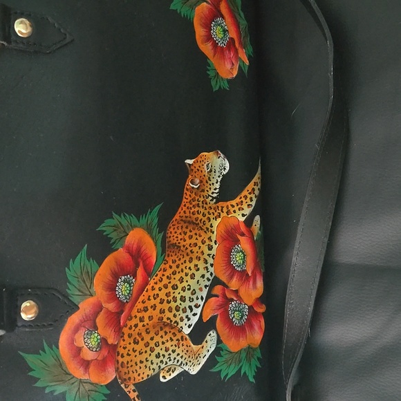 Anuschka Black Leather Leopard Floral Print Hand Painted Bag Satchel Artwork - Picture 3 of 13